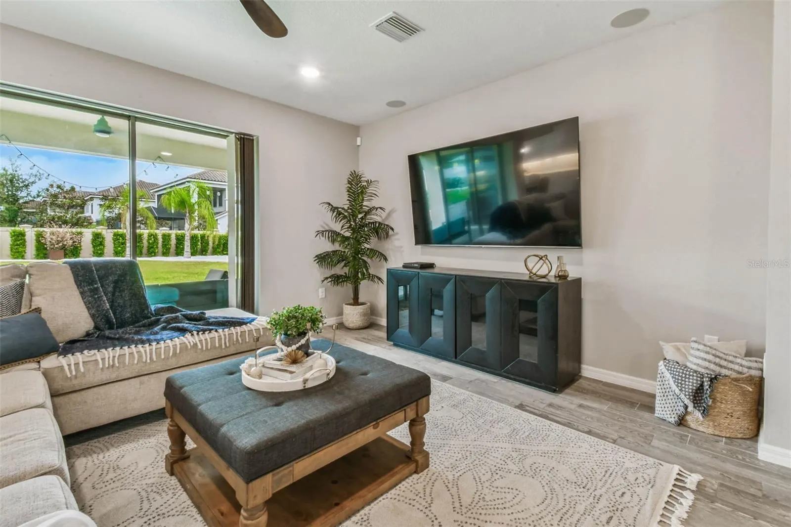 18757 BIRCHWOOD GROVES DR