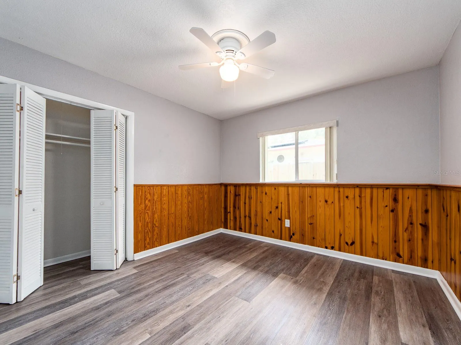 1549 LINWOOD DR