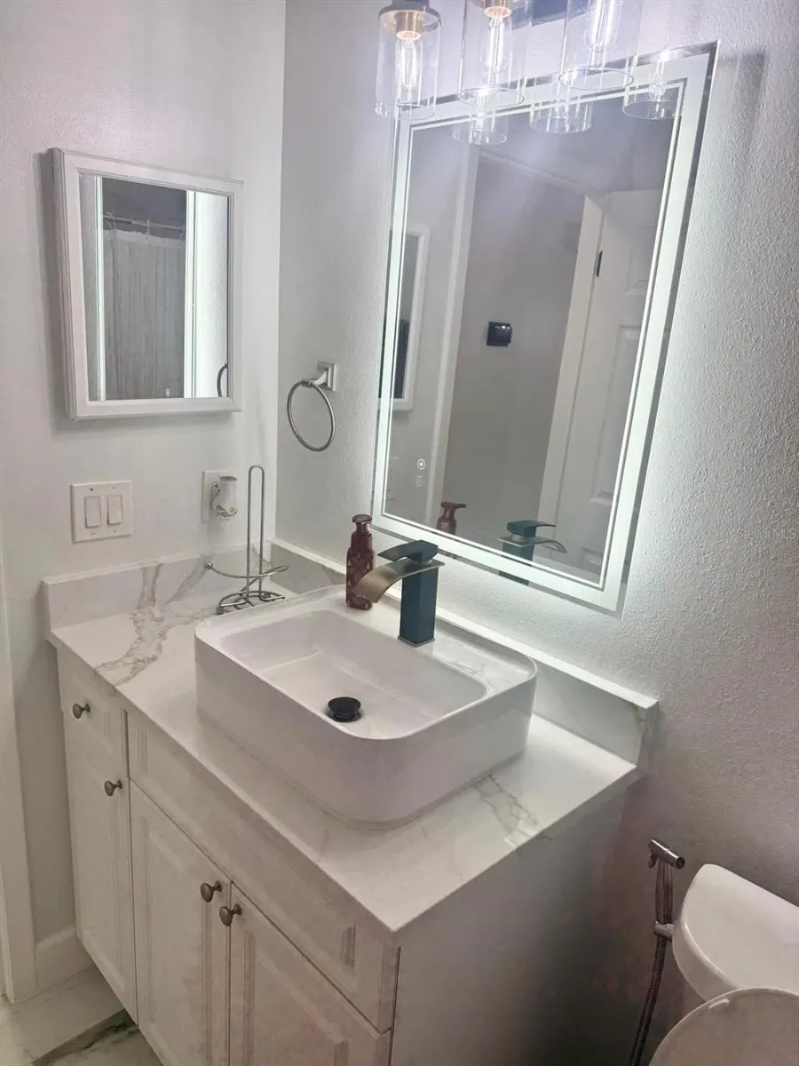 9411 N ROME CIR #1/2, #1/2