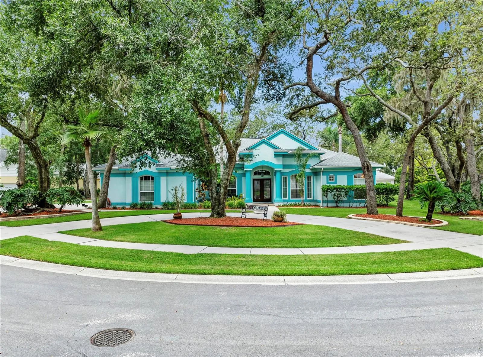 104 CAMELOT RIDGE DR