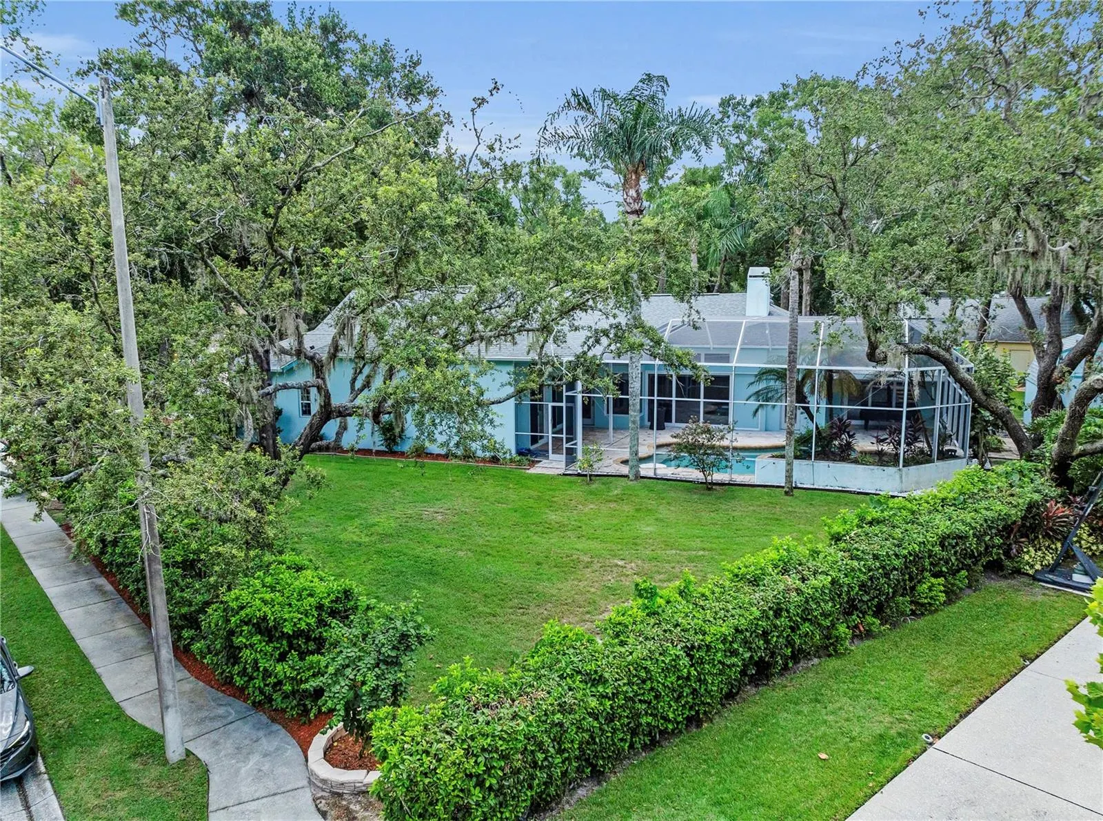 104 CAMELOT RIDGE DR