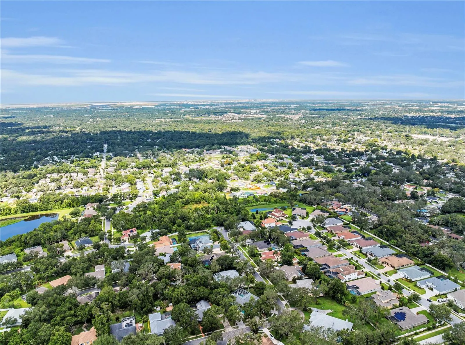 104 CAMELOT RIDGE DR