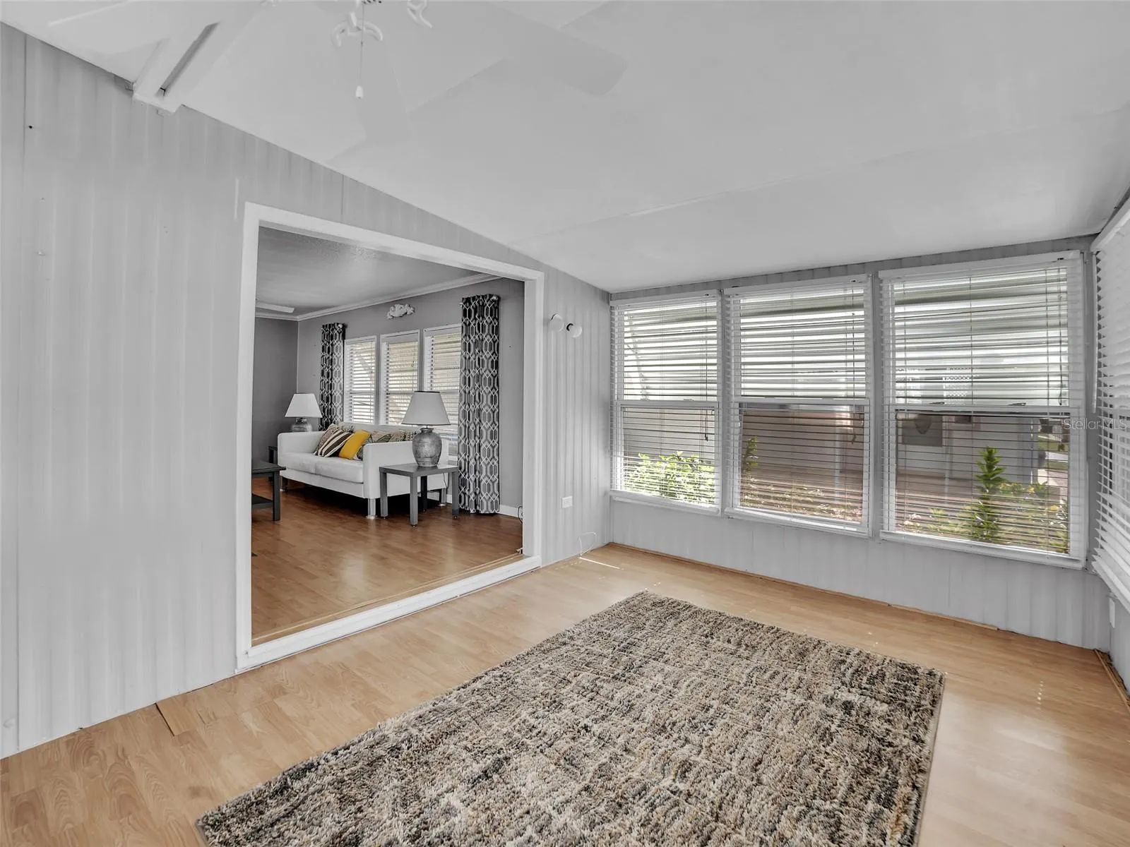 3225 SUMAC TER
