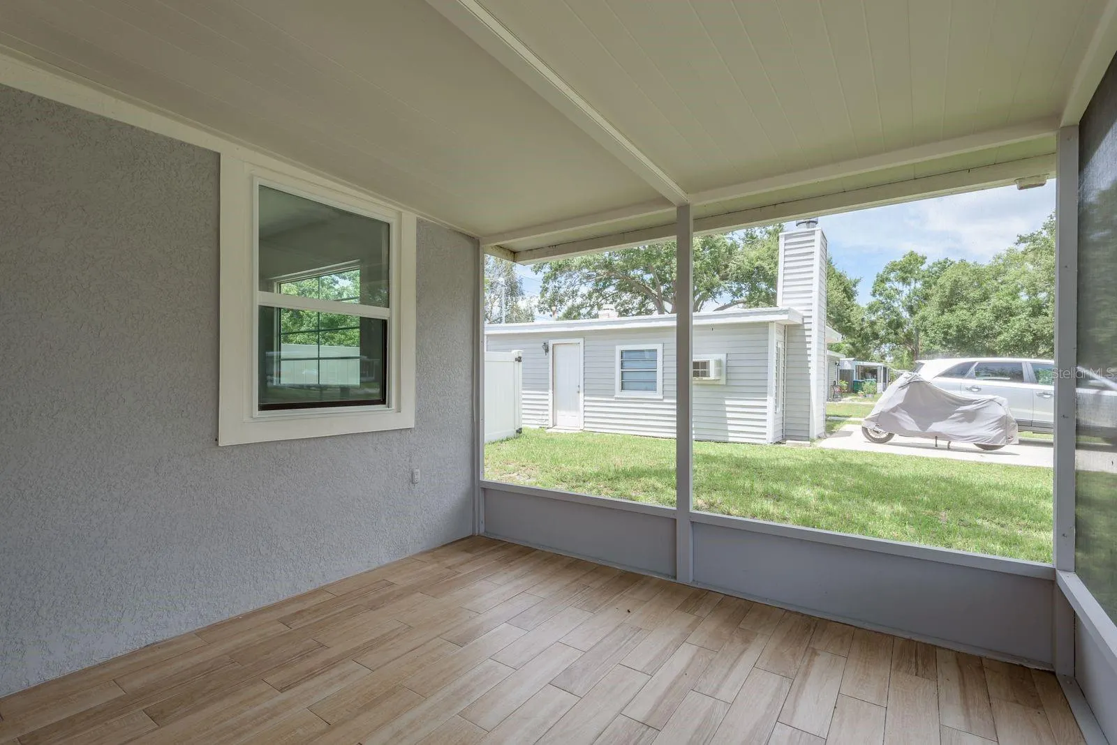 130 MELODY LN