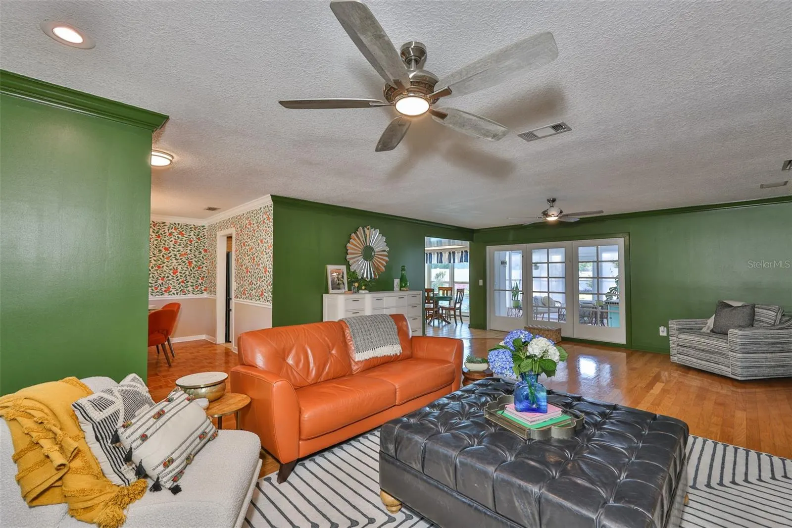 13562 LAKE MAGDALENE DR