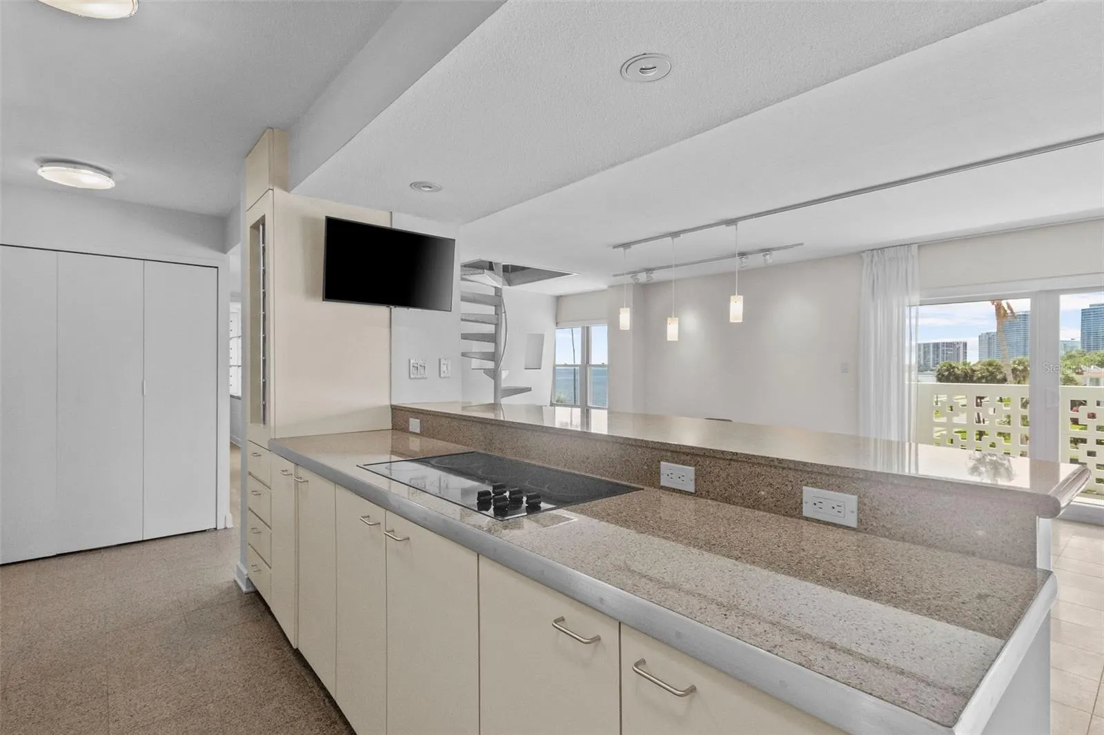 2401 BAYSHORE BLVD #410 & 510, #410 & 510