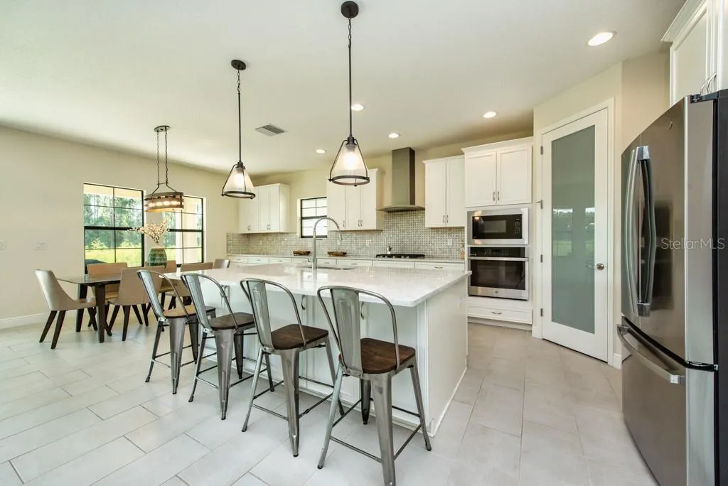14529 WOODLAND SPUR DR