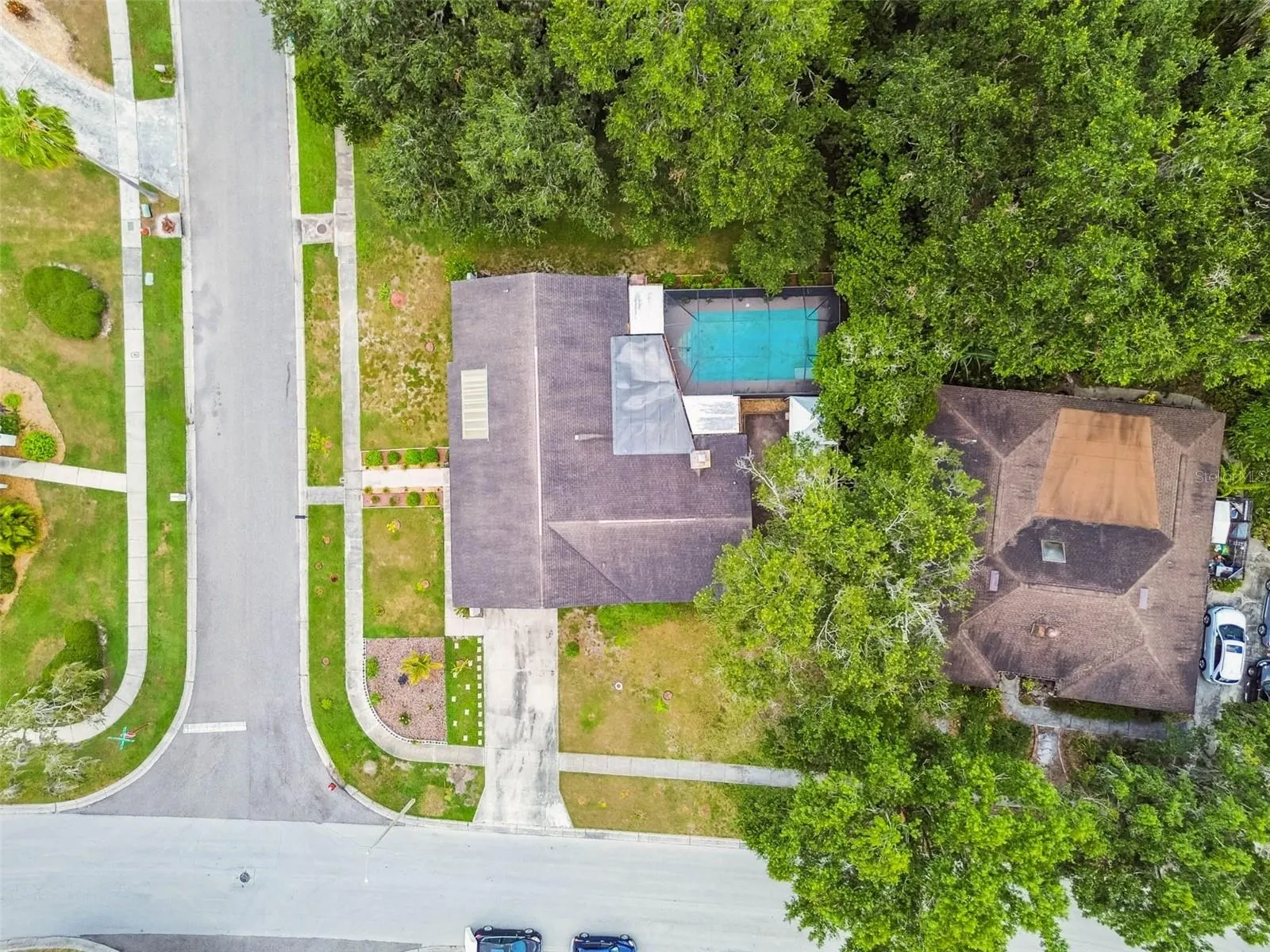 1904 TEAKWOOD DR