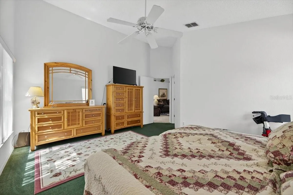 1828 E DEL WEBB BLVD