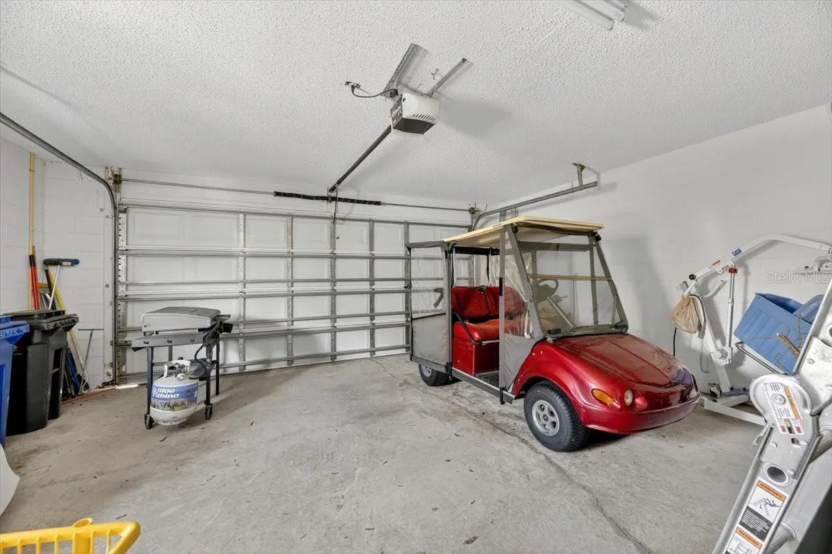 1828 E DEL WEBB BLVD