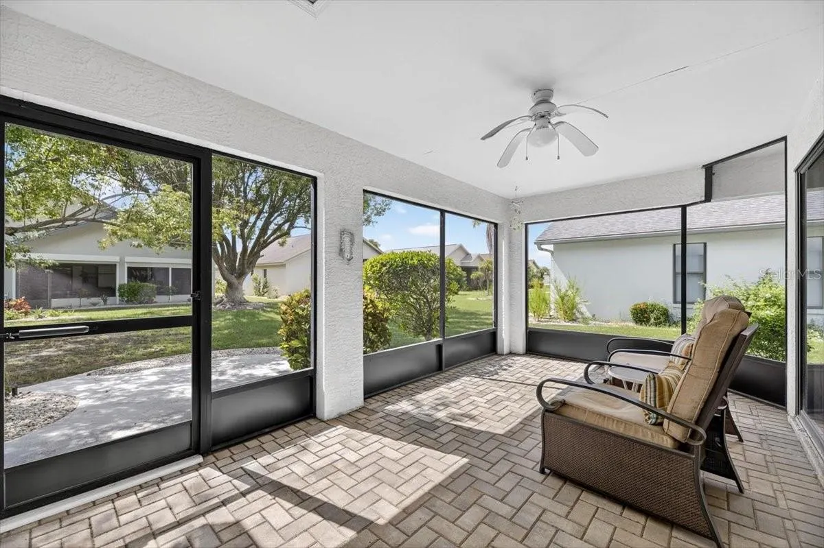 1828 E DEL WEBB BLVD
