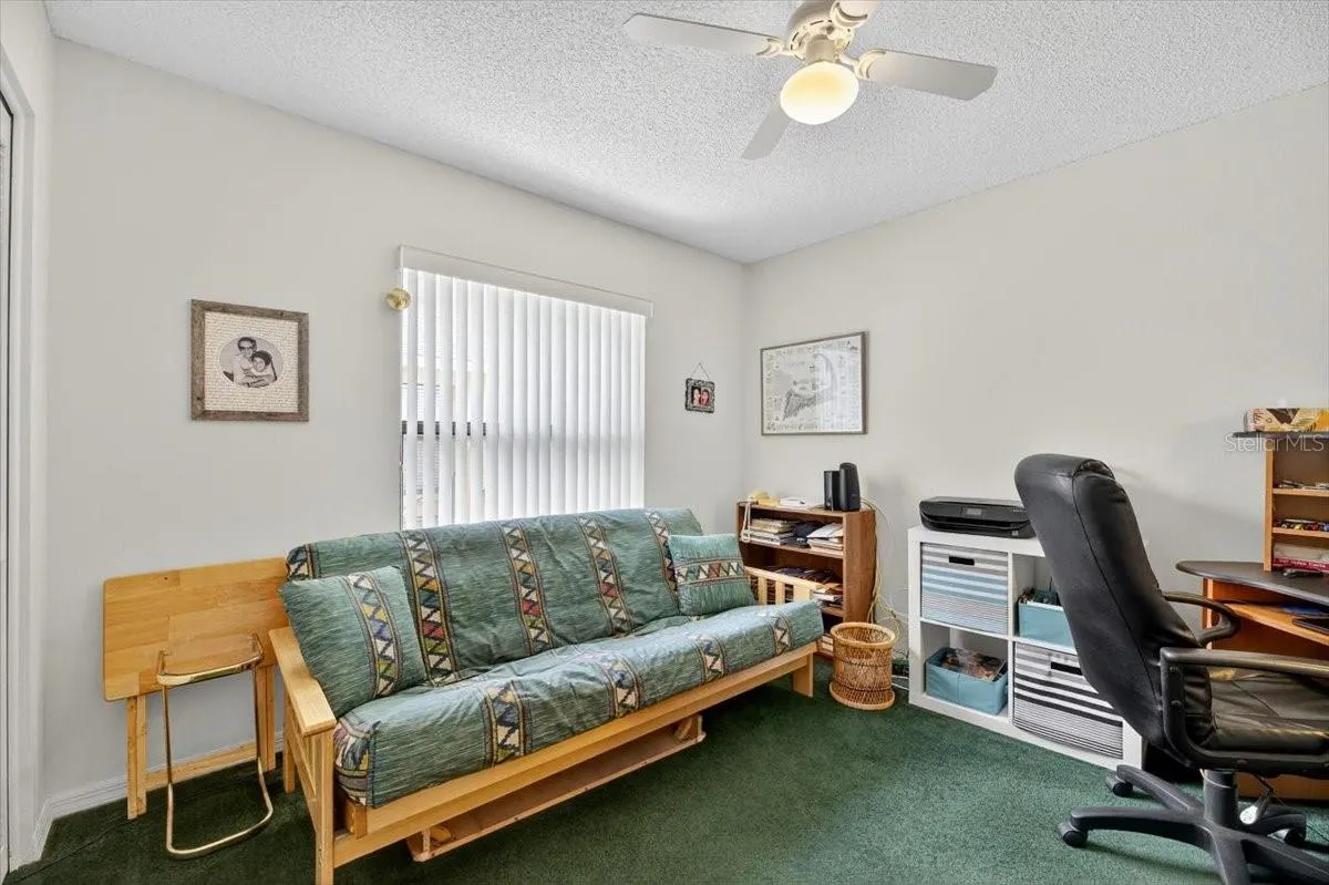 1828 E DEL WEBB BLVD