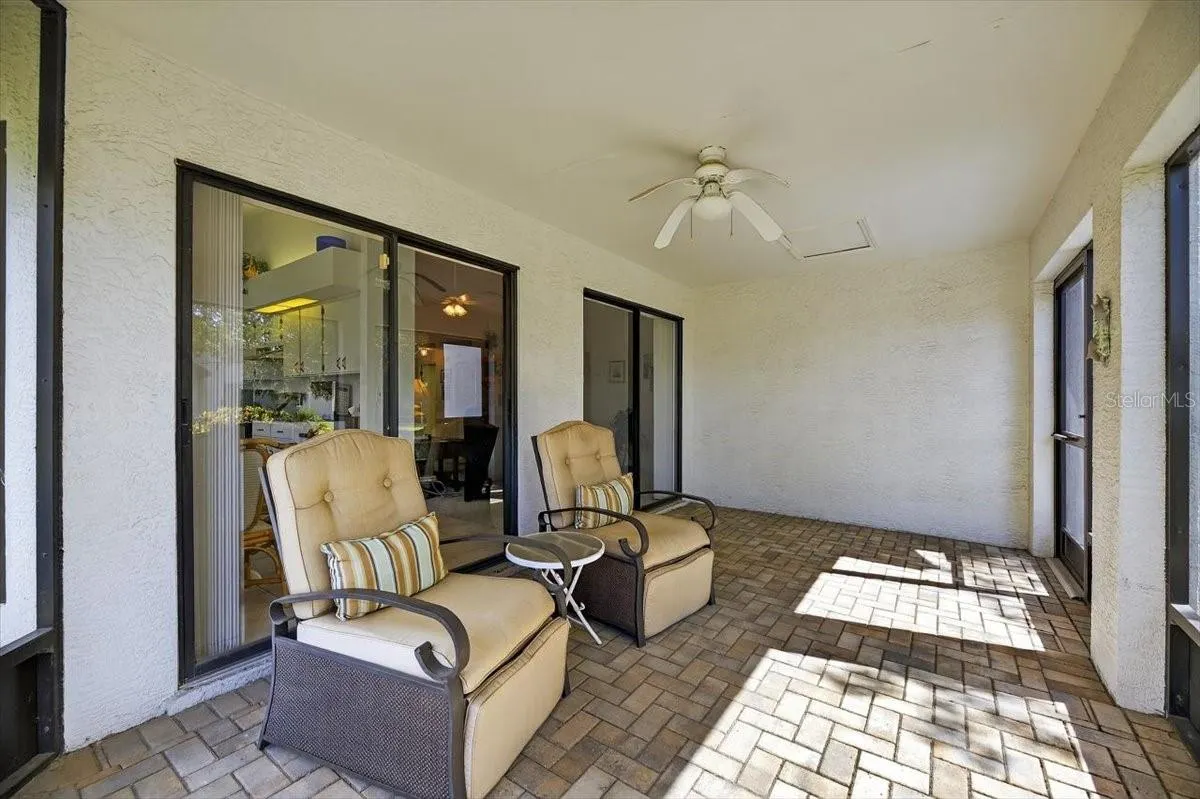 1828 E DEL WEBB BLVD
