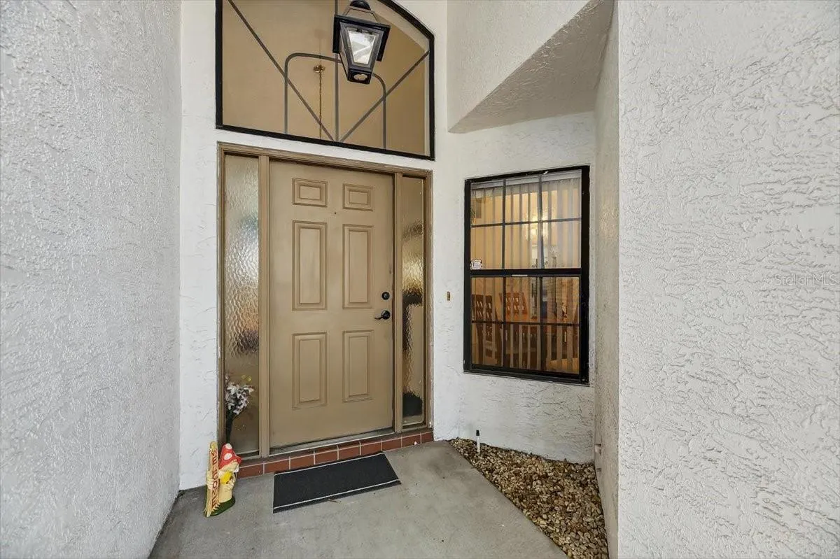 1828 E DEL WEBB BLVD
