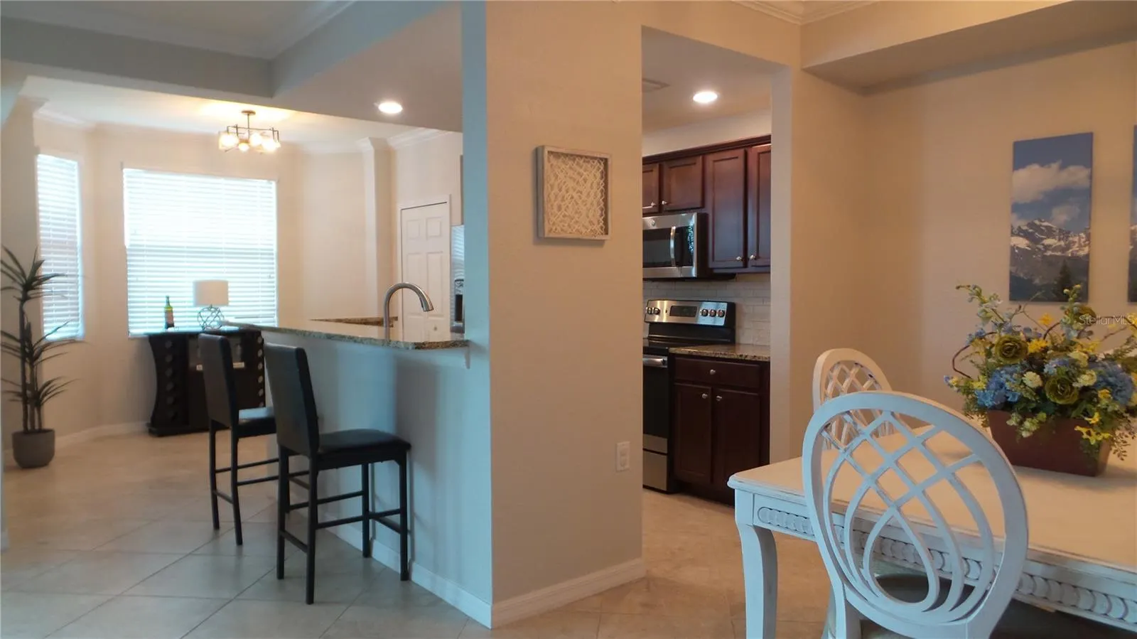 16706 VARDON #302, #302