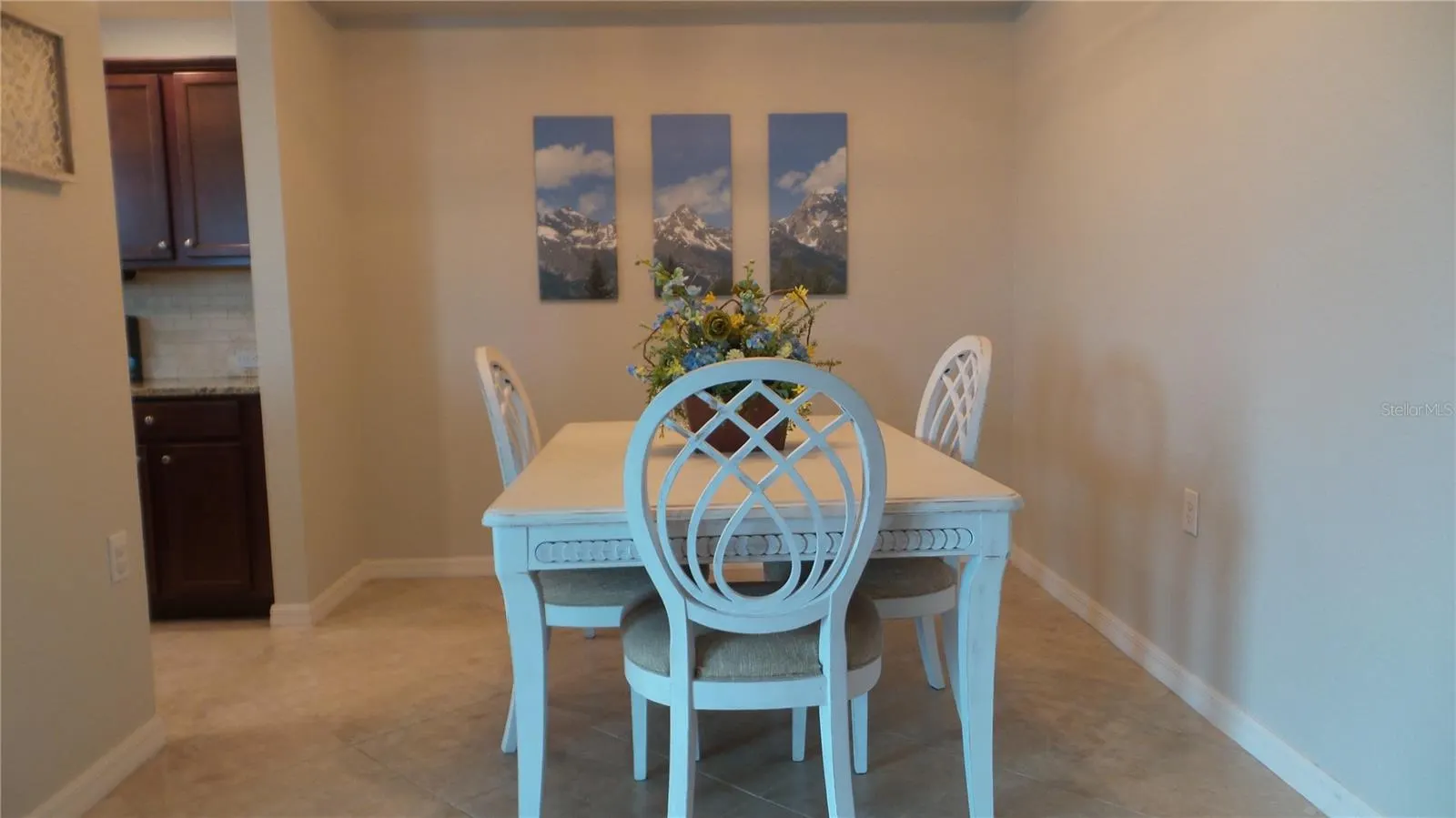 16706 VARDON #302, #302