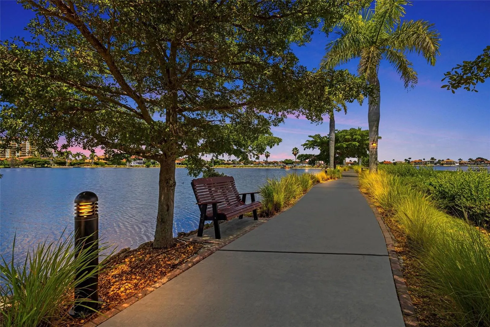 140 RIVIERA DUNES WAY #202, #202