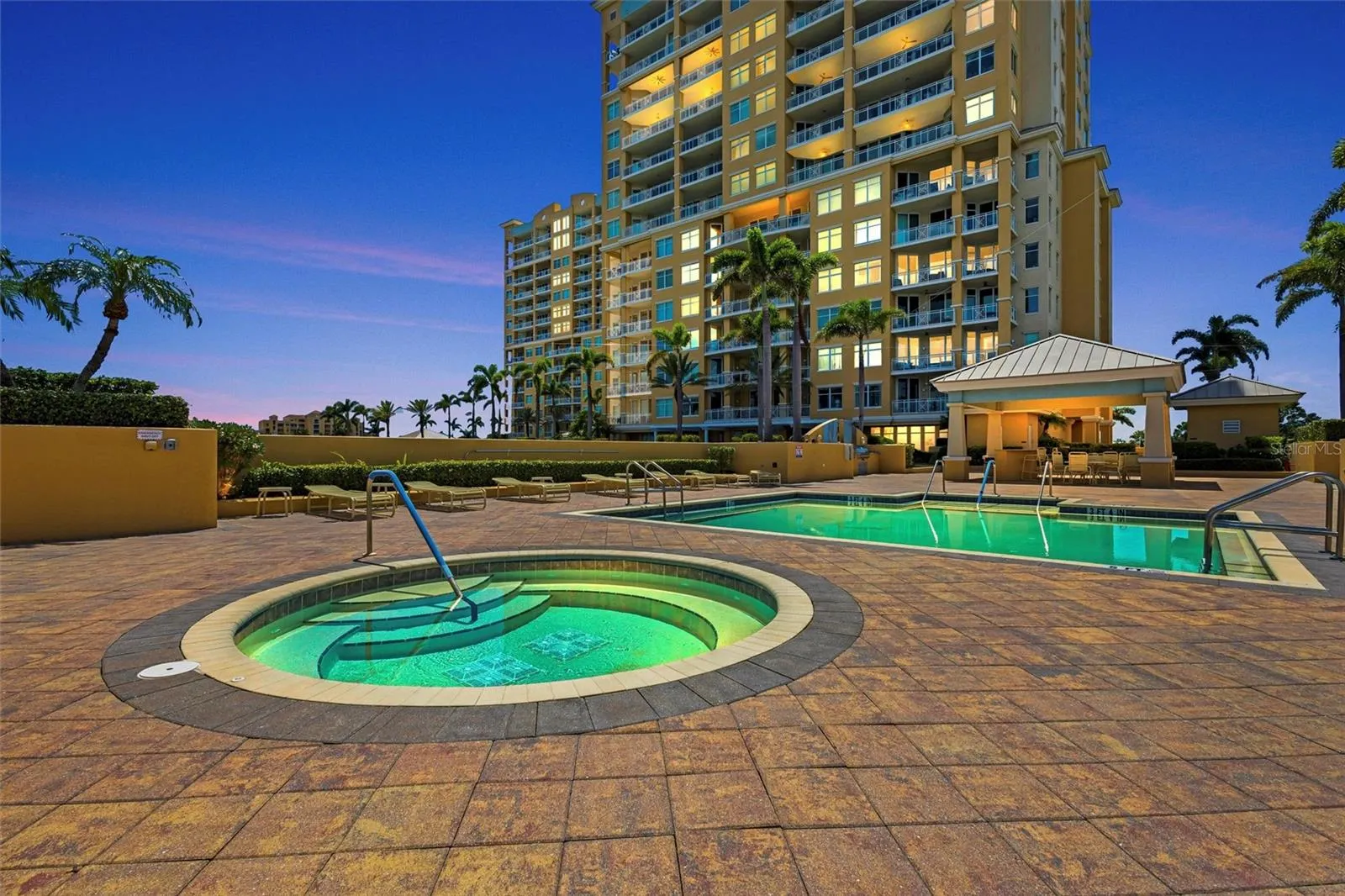 140 RIVIERA DUNES WAY #202, #202