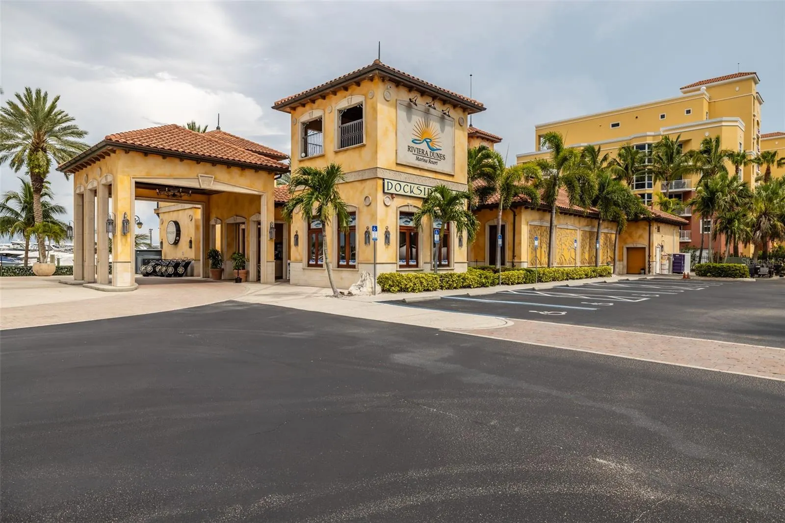 140 RIVIERA DUNES WAY #202, #202
