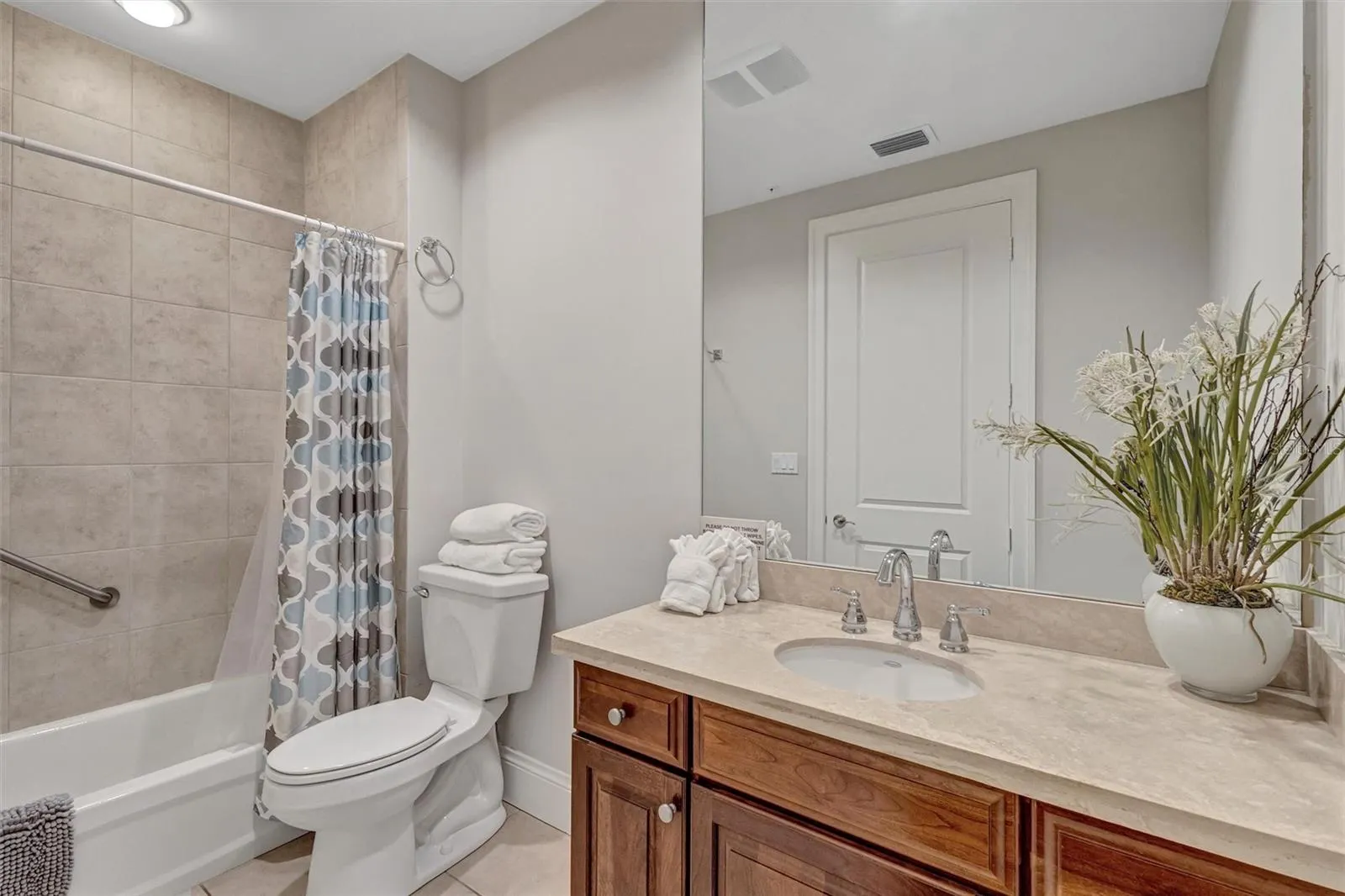 140 RIVIERA DUNES WAY #202, #202