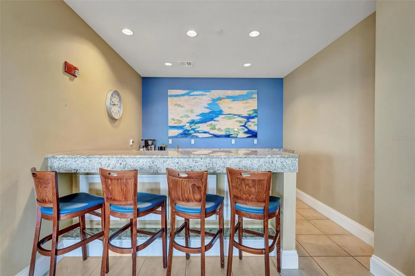 140 RIVIERA DUNES WAY #202, #202