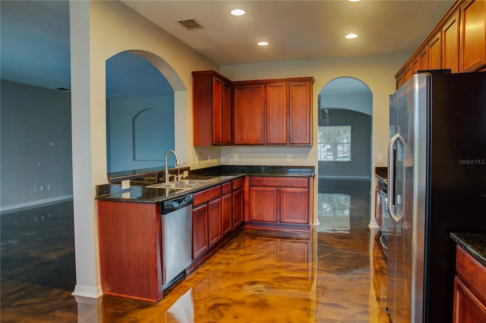 10811 BREAKING ROCKS DR