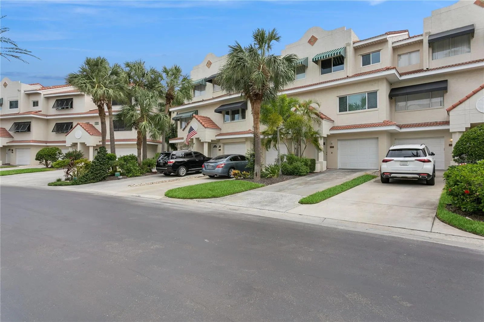 4633 MIRABELLA CT