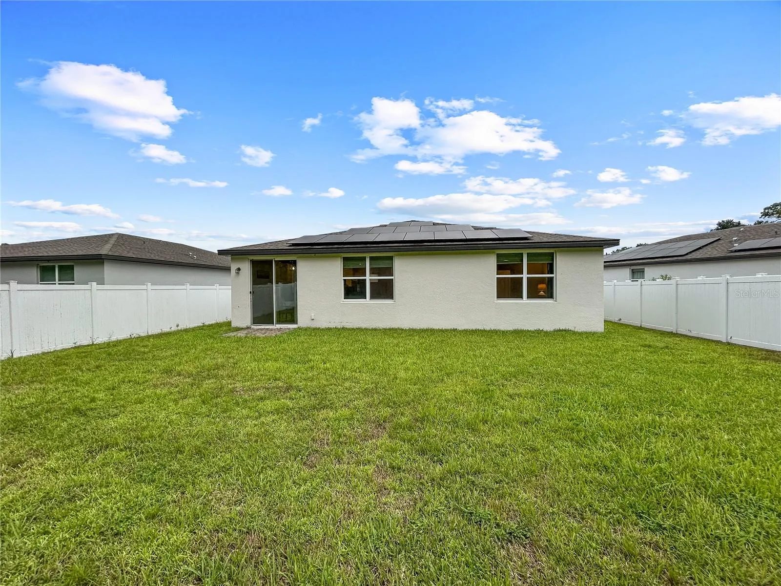 573 VISTA VILLAGES BLVD
