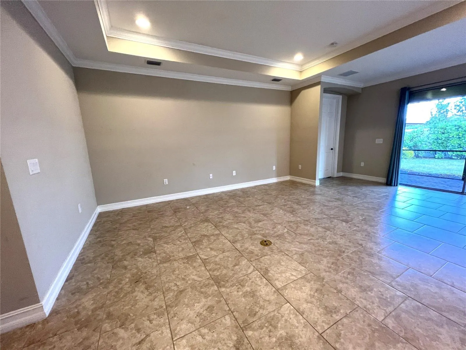 120 VENTOSA PL