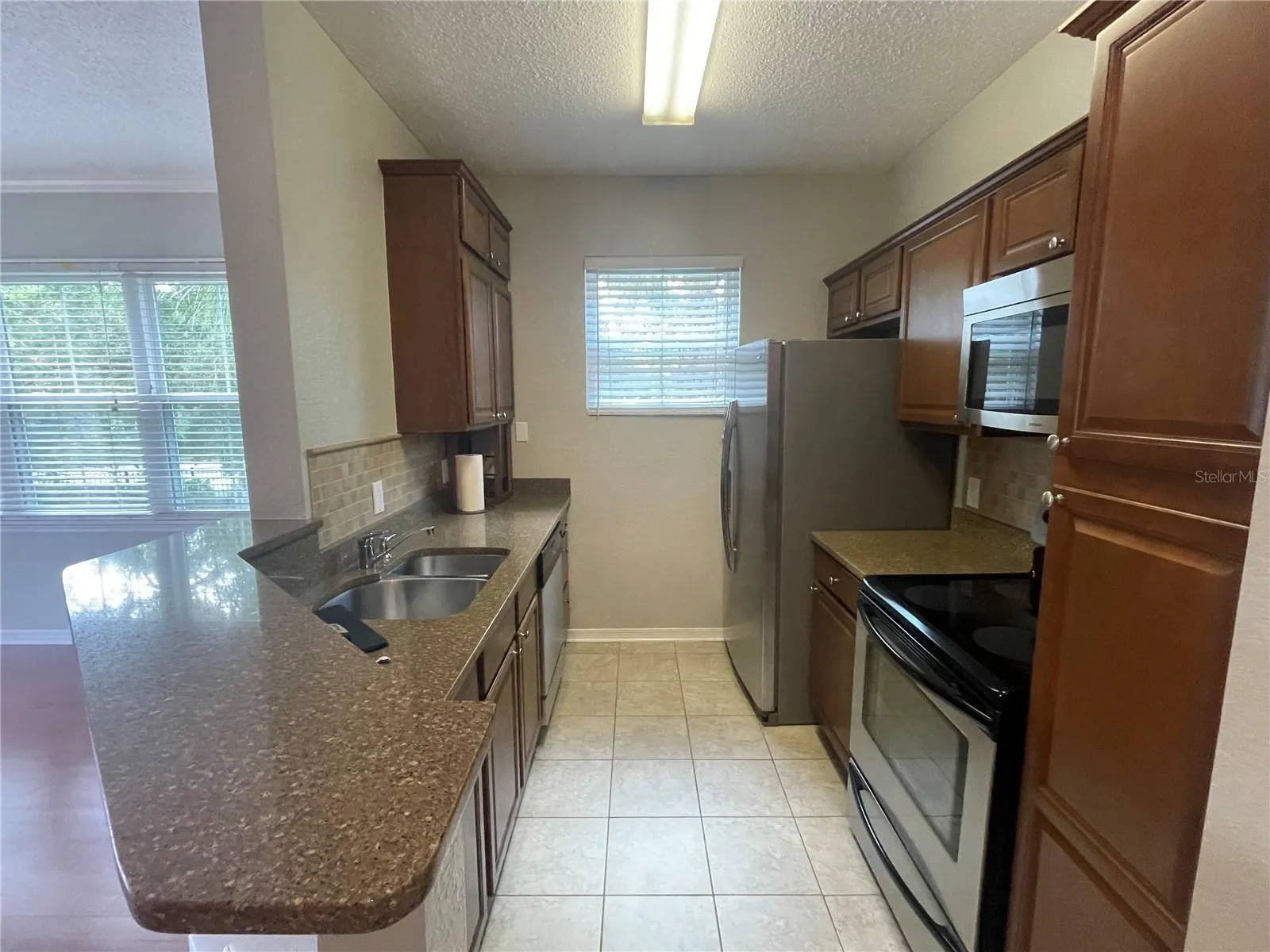 18001 RICHMOND PLACE DR #925, #925