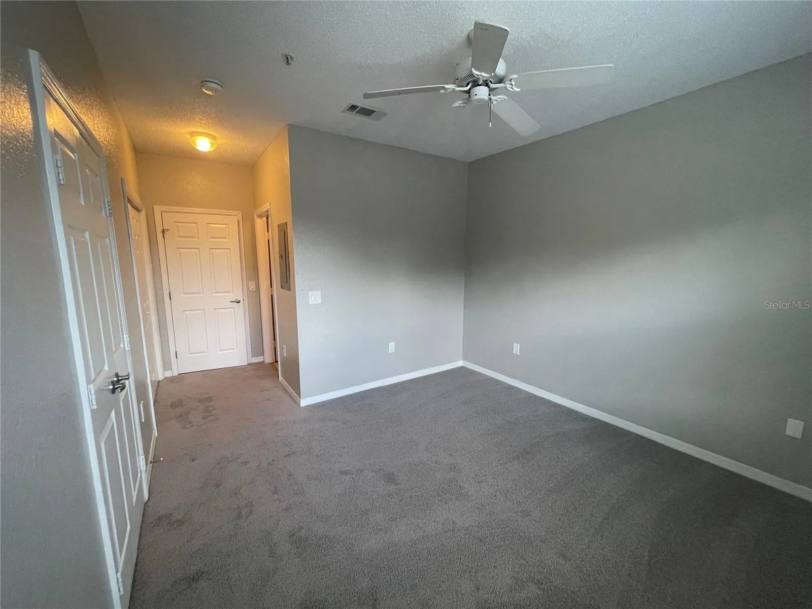 18001 RICHMOND PLACE DR #925, #925