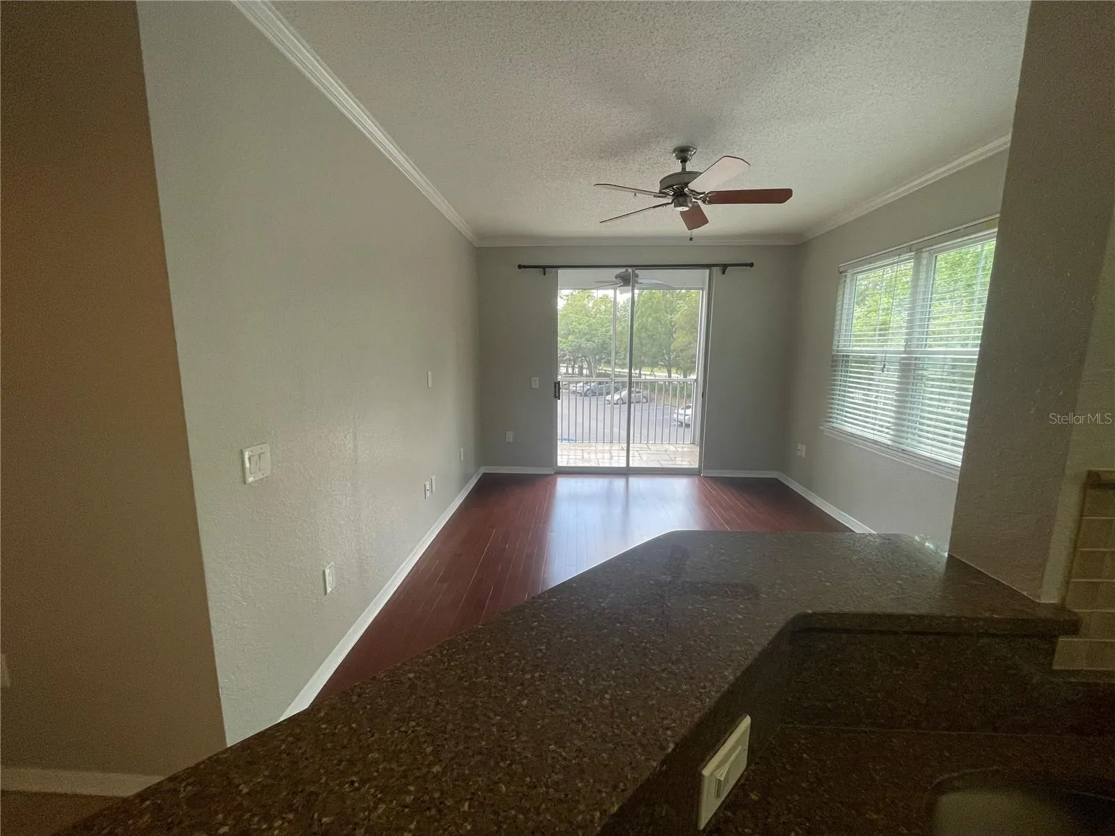 18001 RICHMOND PLACE DR #925, #925
