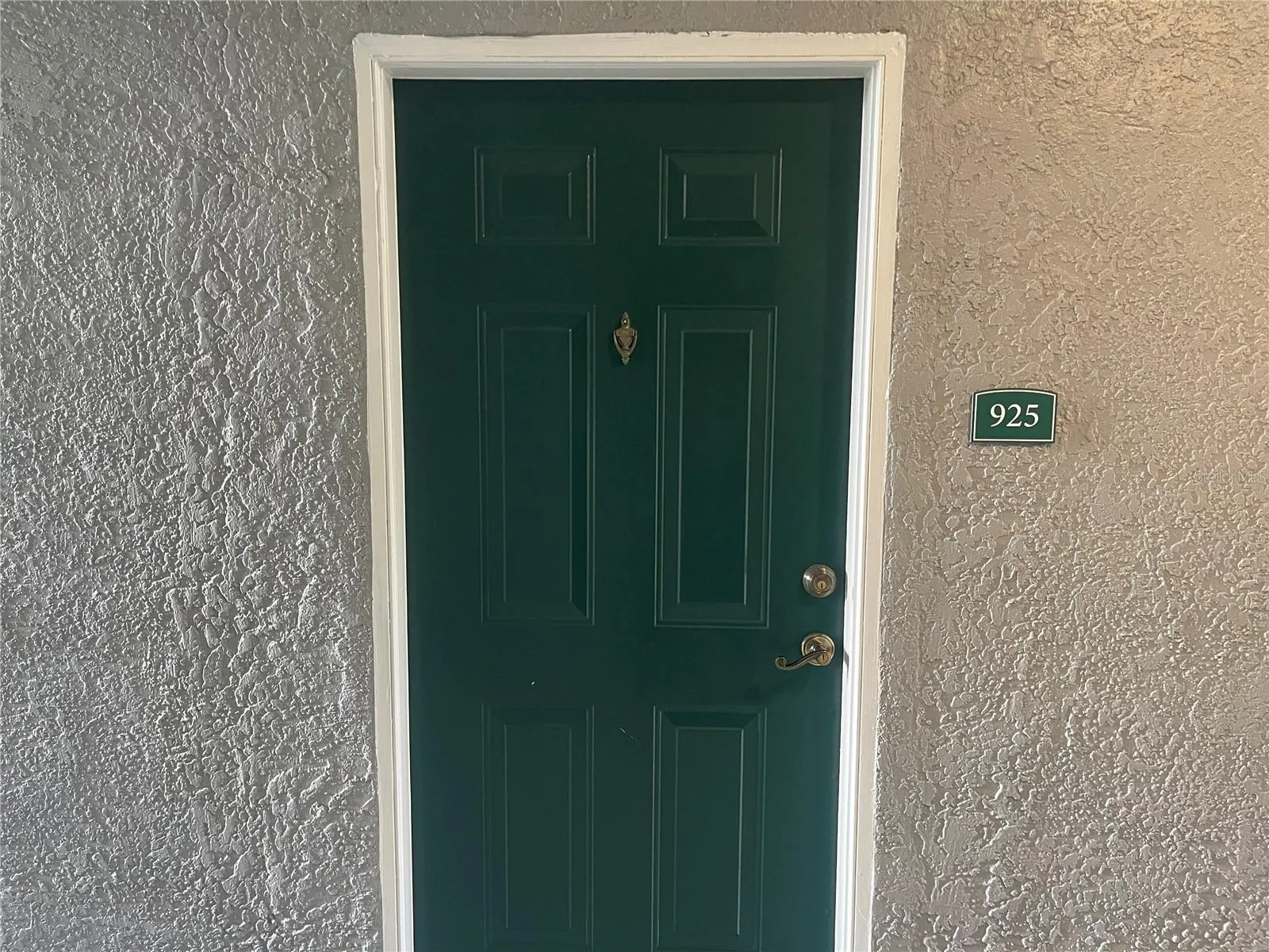 18001 RICHMOND PLACE DR #925, #925
