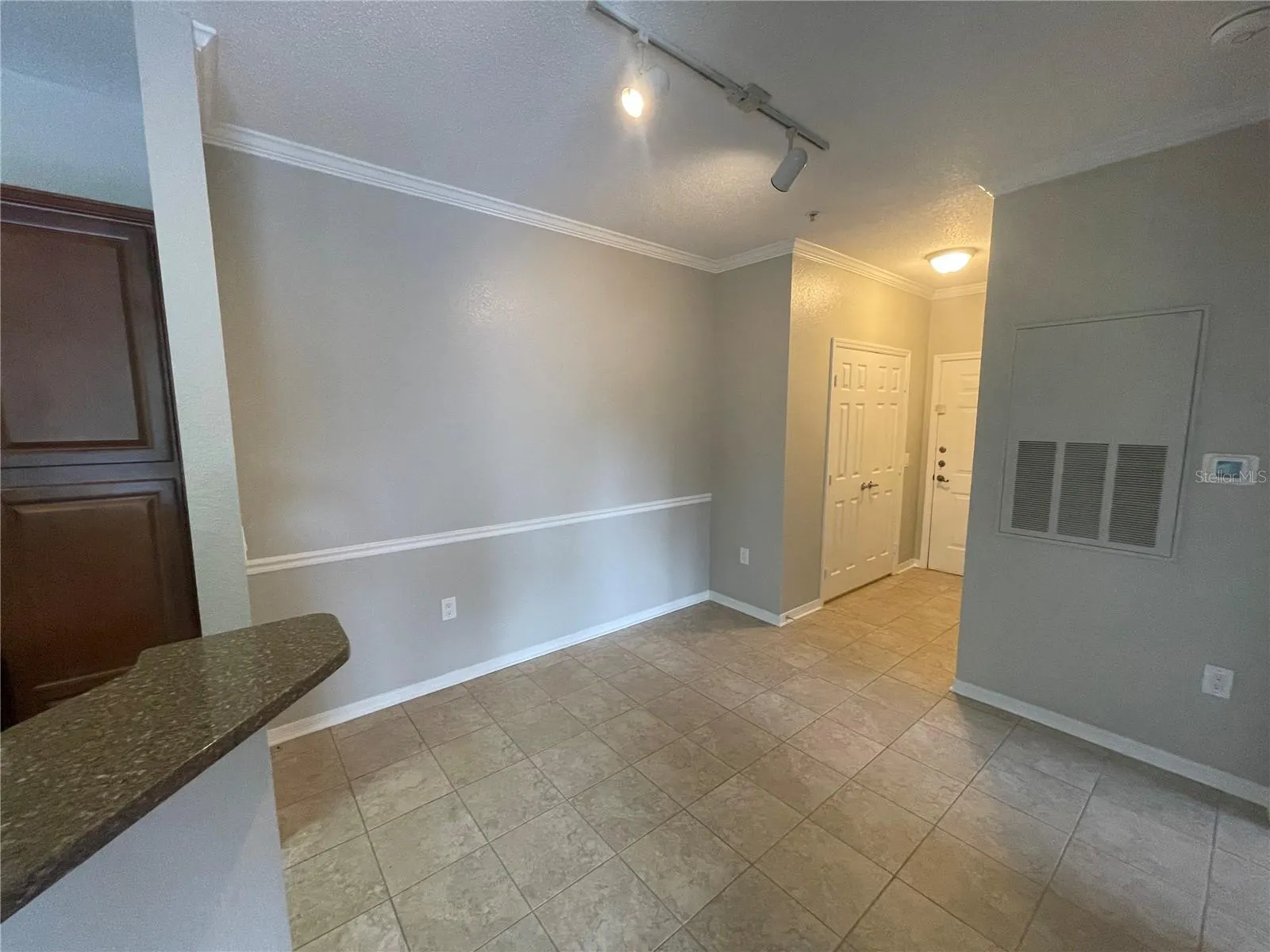 18001 RICHMOND PLACE DR #925, #925