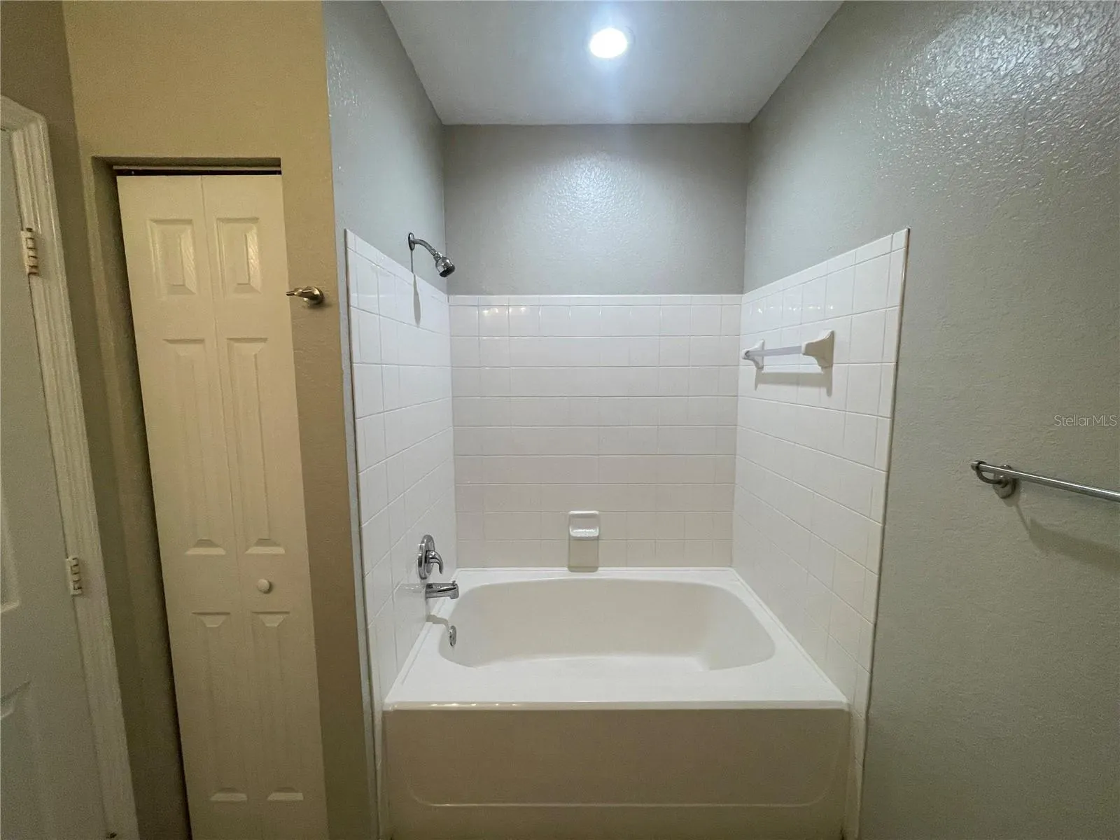 18001 RICHMOND PLACE DR #925, #925