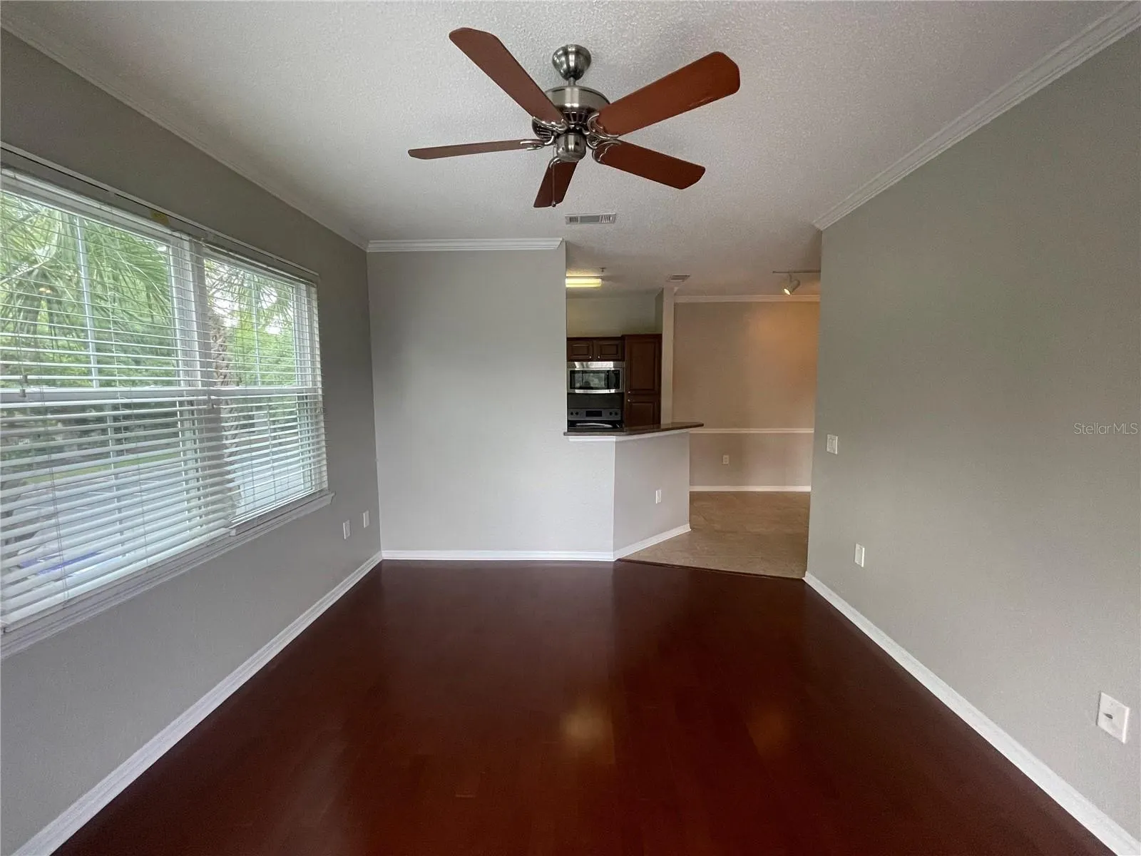 18001 RICHMOND PLACE DR #925, #925