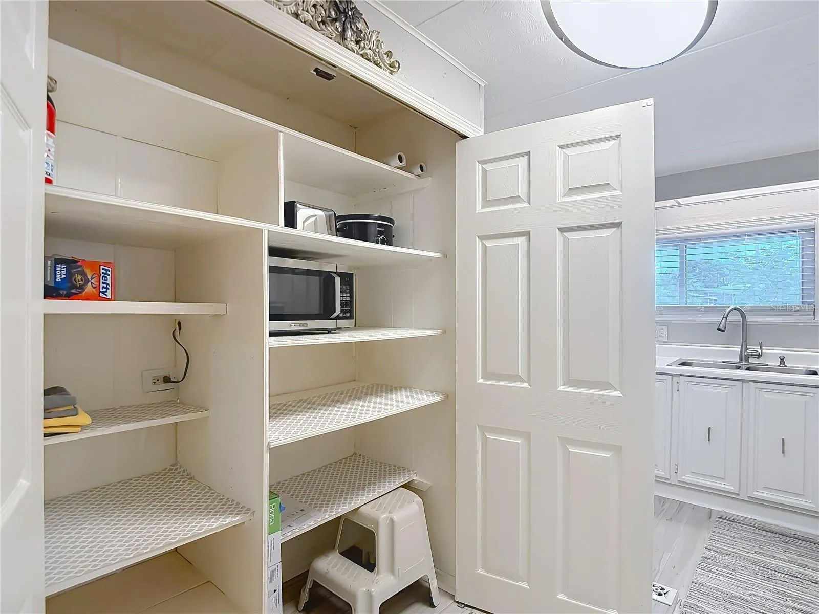 7359 HIGHPOINT