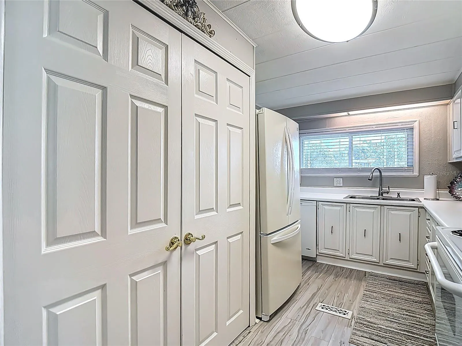 7359 HIGHPOINT