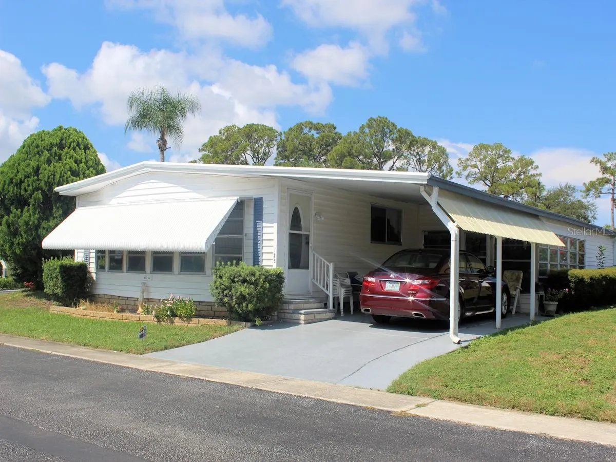 129 ROYAL PALM CIR