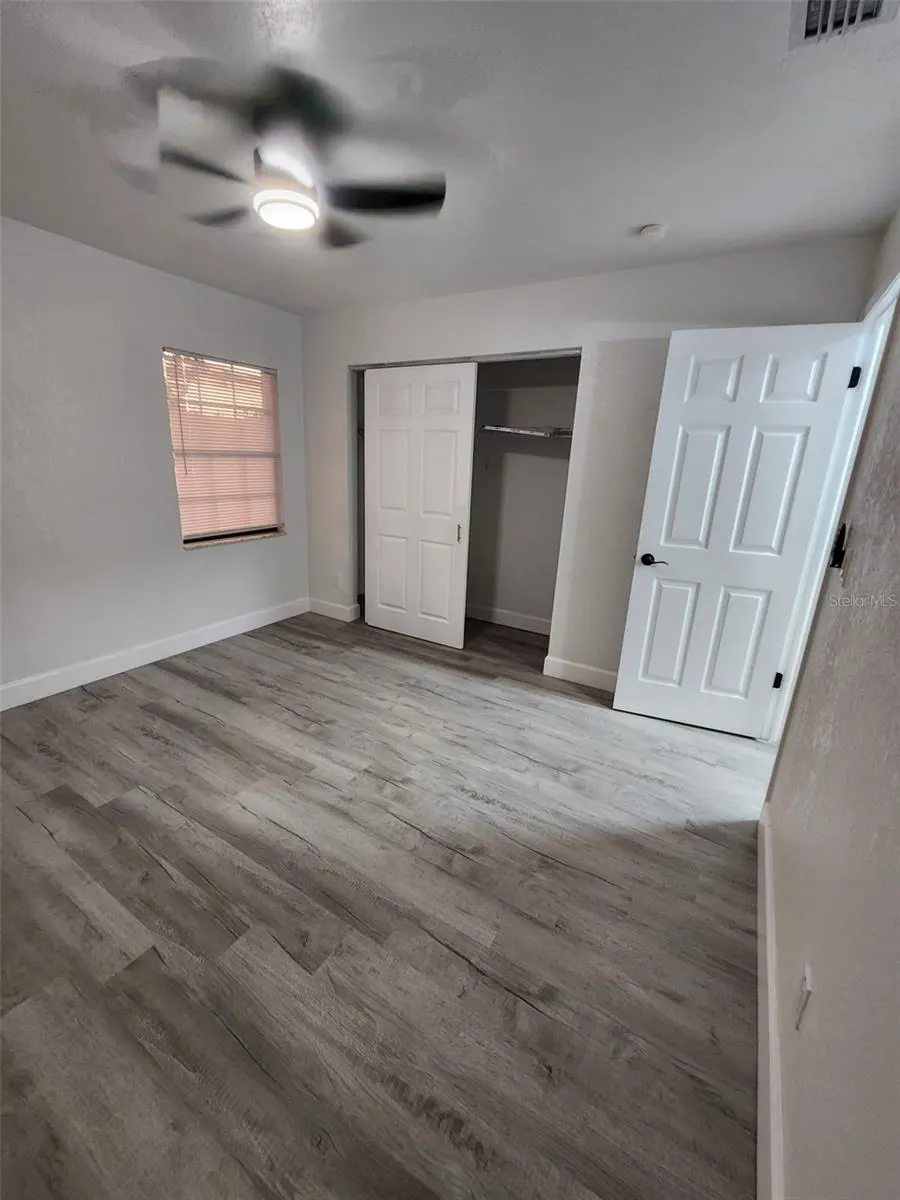 8058 DEERWOOD CIR