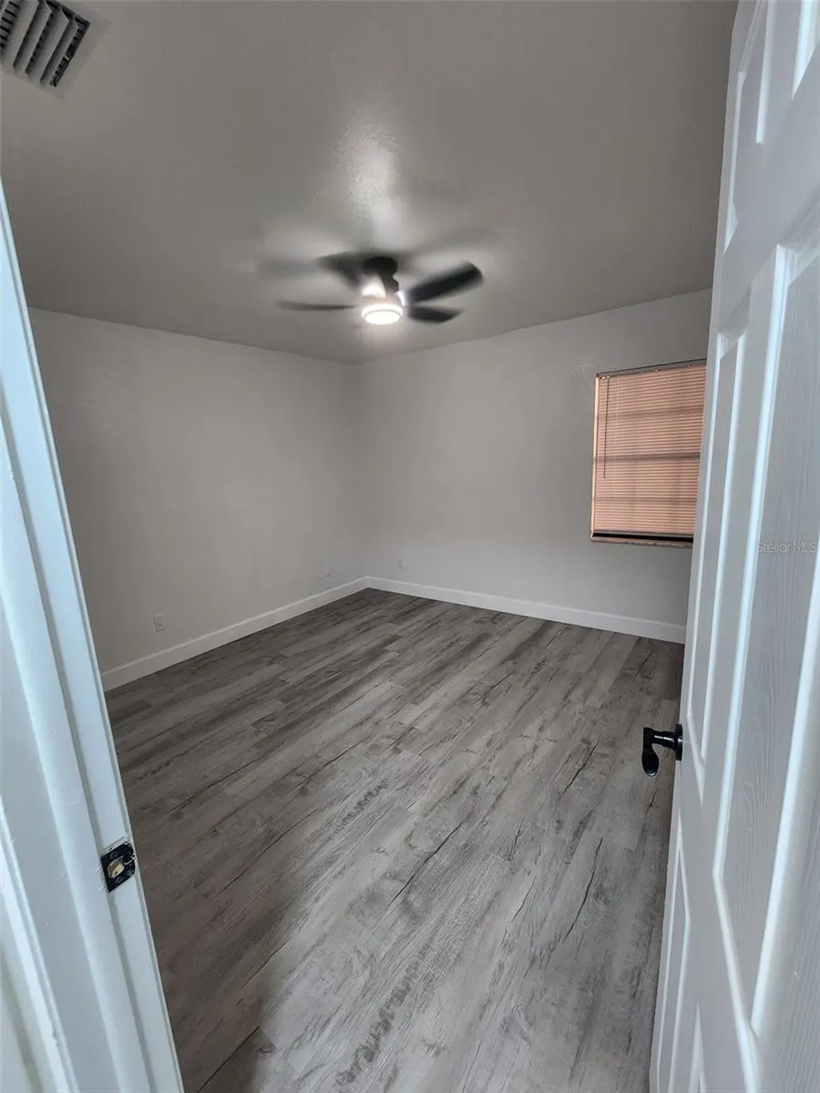 8058 DEERWOOD CIR