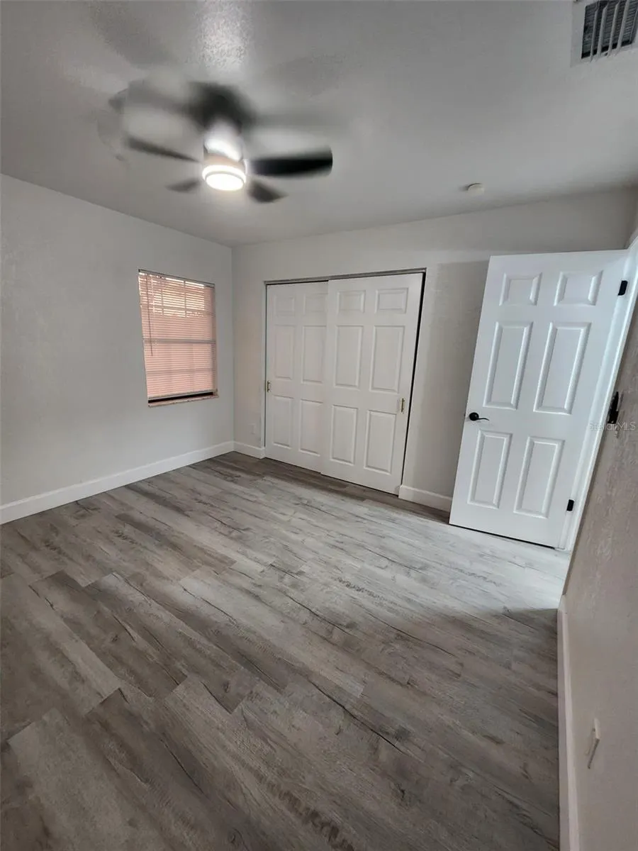8058 DEERWOOD CIR