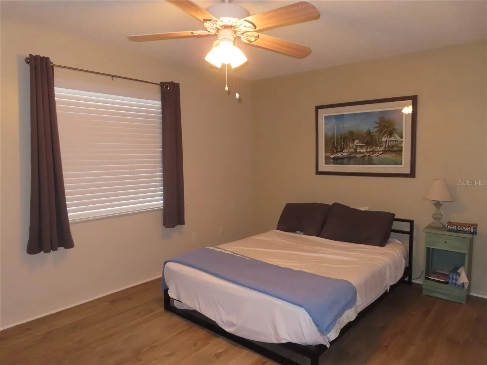 300 CLYDE LN #207, #207