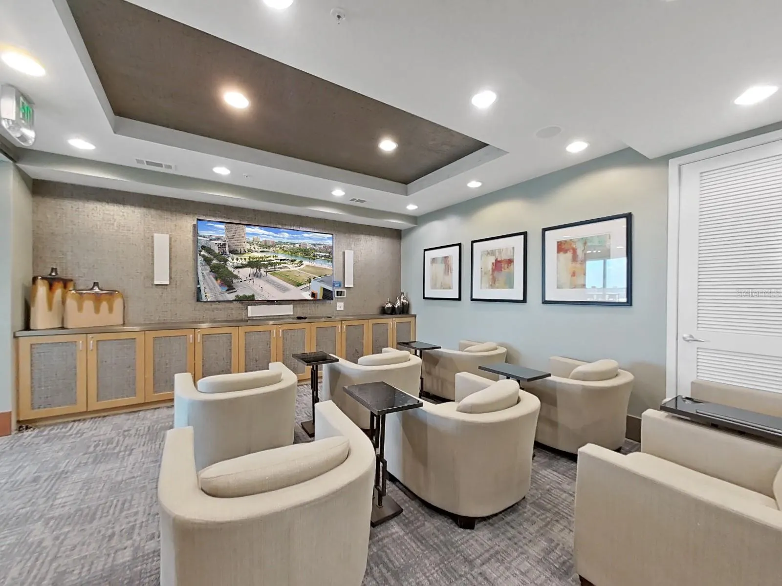 777 N ASHLEY DR #807, #807