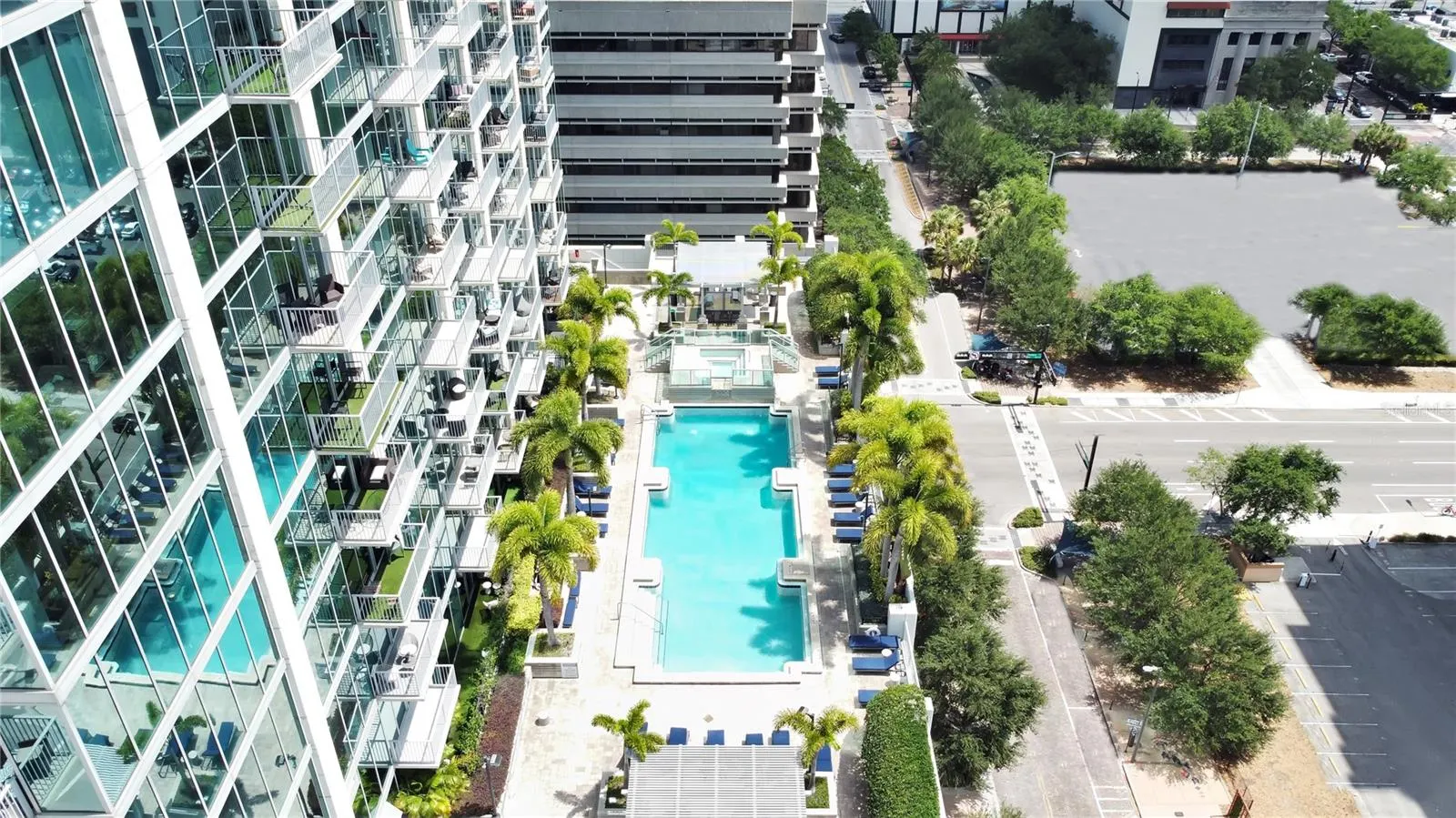 777 N ASHLEY DR #807, #807