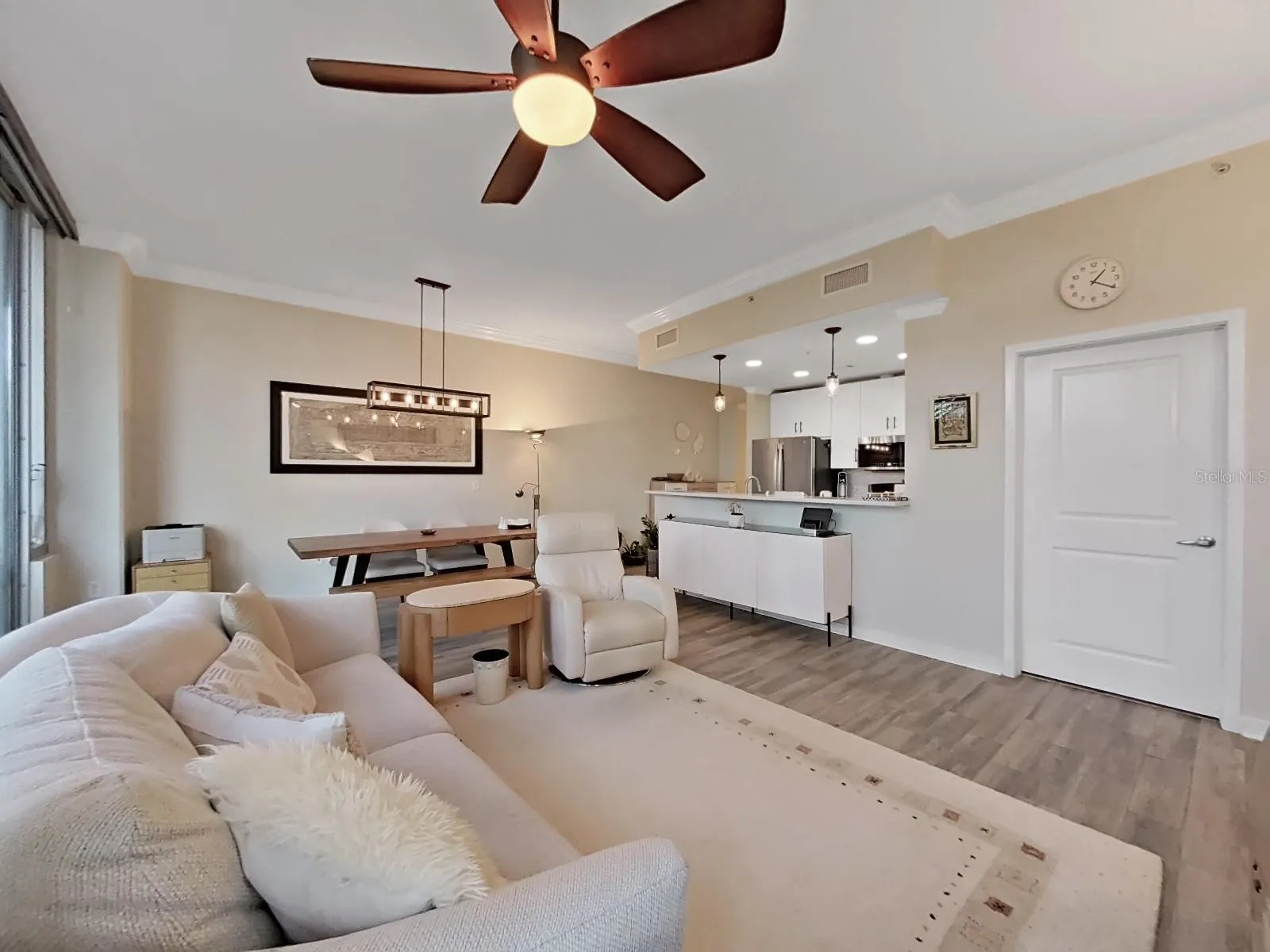 777 N ASHLEY DR #807, #807