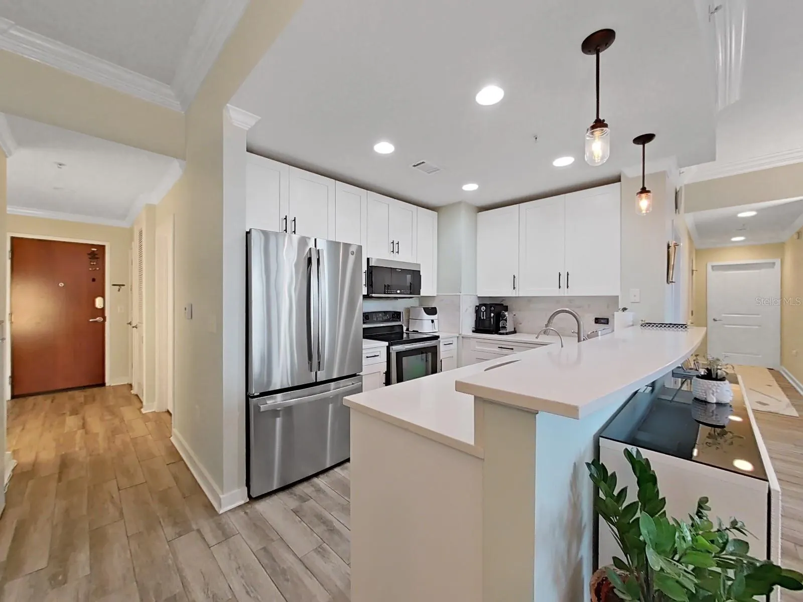 777 N ASHLEY DR #807, #807
