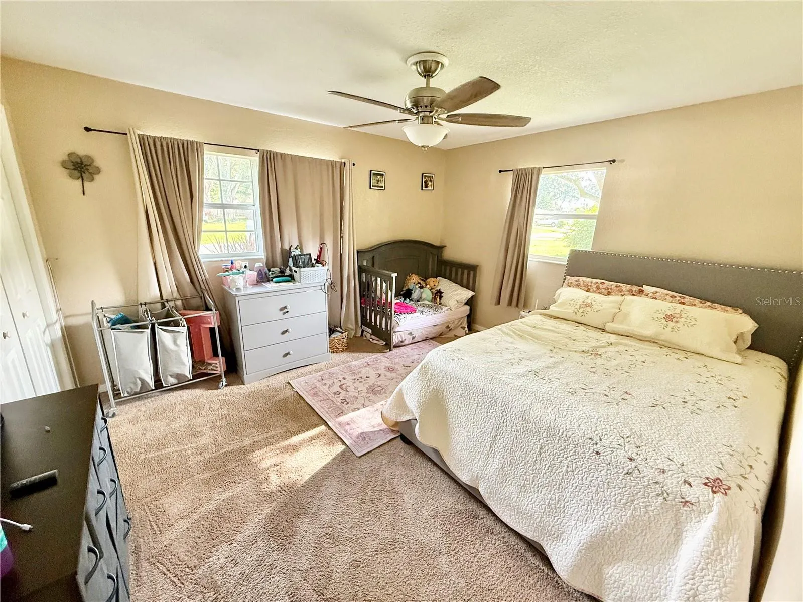 304 BLUEBIRD AVE