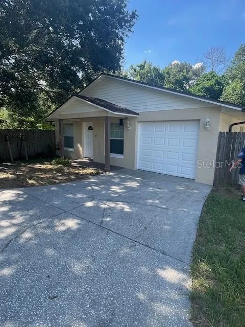 3573 BENITO JUAREZ CIR