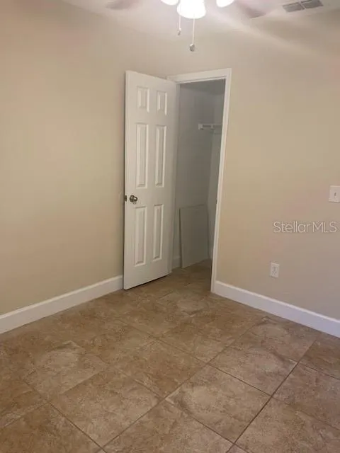 3573 BENITO JUAREZ CIR